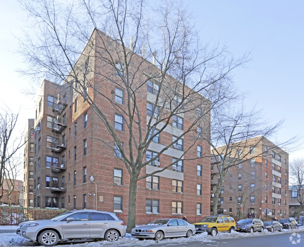 Primary Photo - 14230 Sanford Ave