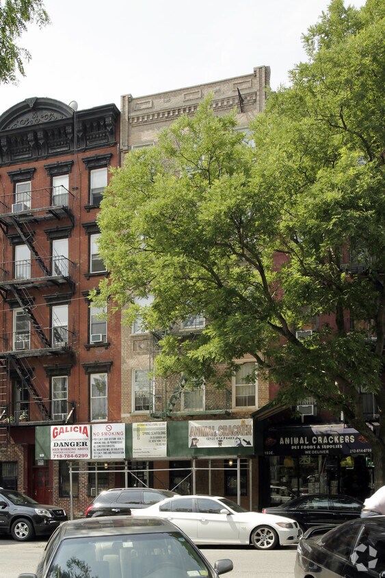 Foto del edificio - 105 E 2nd St