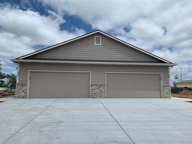 Foto del edificio - 400 S Twin Pines