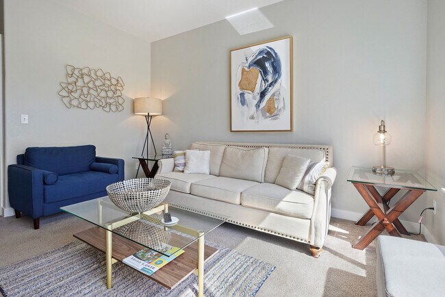 Foto del edificio - 1084 Golden Pheasant Dr