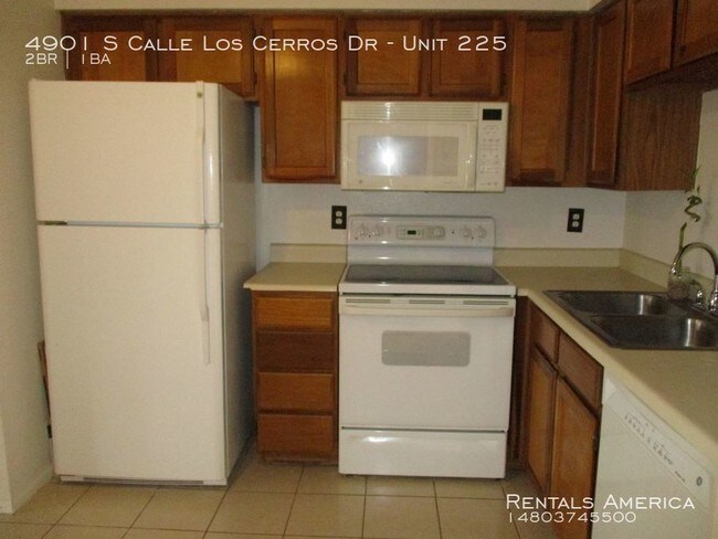 Foto del edificio - GATED! Townhouse w/ Garage in Tempe!