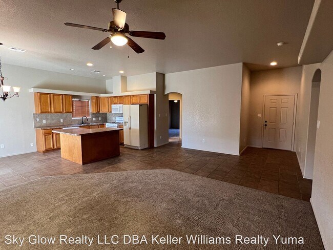Foto del edificio - 3 br, 2 bath House - 11815 E. Alpha Way