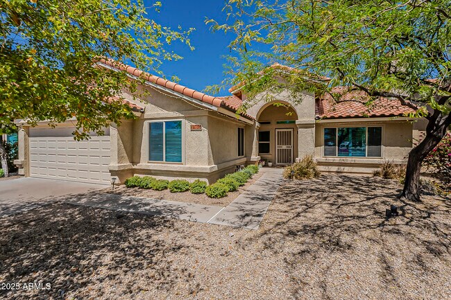 Building Photo - 4730 E Desert Cactus St