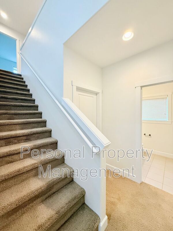 Building Photo - 2620 S 21st Ct