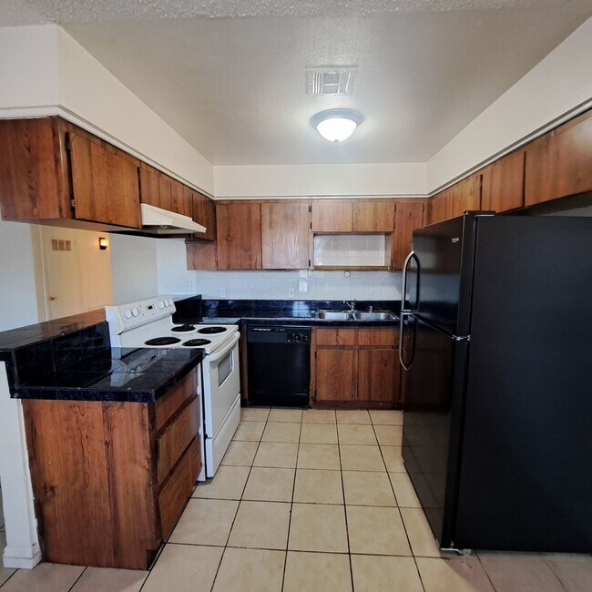 Building Photo - 6975 Dunsbach Way