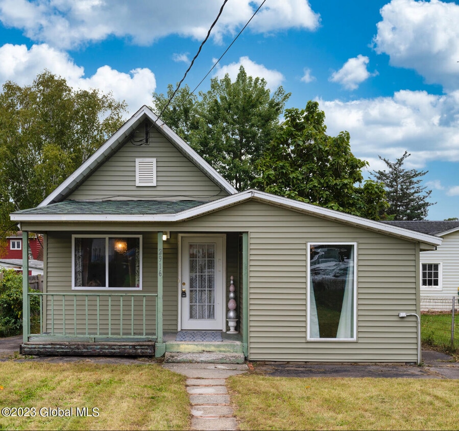 2916 Ford Ave, Rotterdam, NY 12306 House Rental in Rotterdam, NY