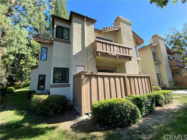 Building Photo - 22794 Lakeway Dr