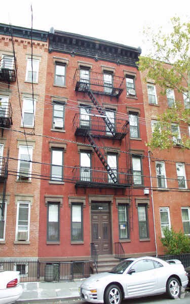 Building Photo - 276 2nd St