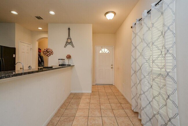 Foto del edificio - 6038 Wesley Manor Ct