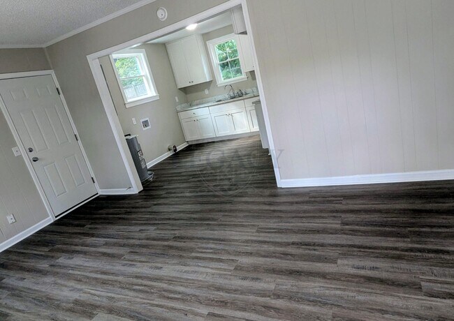 Photo - 1705 Evelyn Ave House