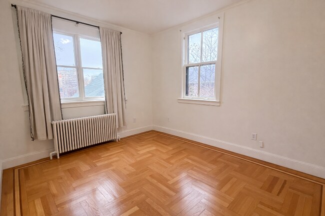 Foto del edificio - 3461 Irwin Ave