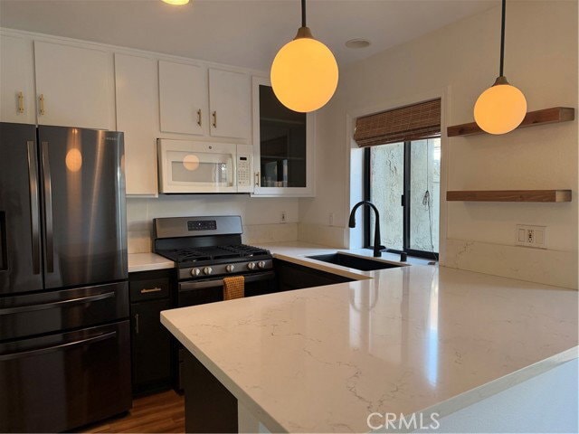 Building Photo - 16 Sand Dollar Ct