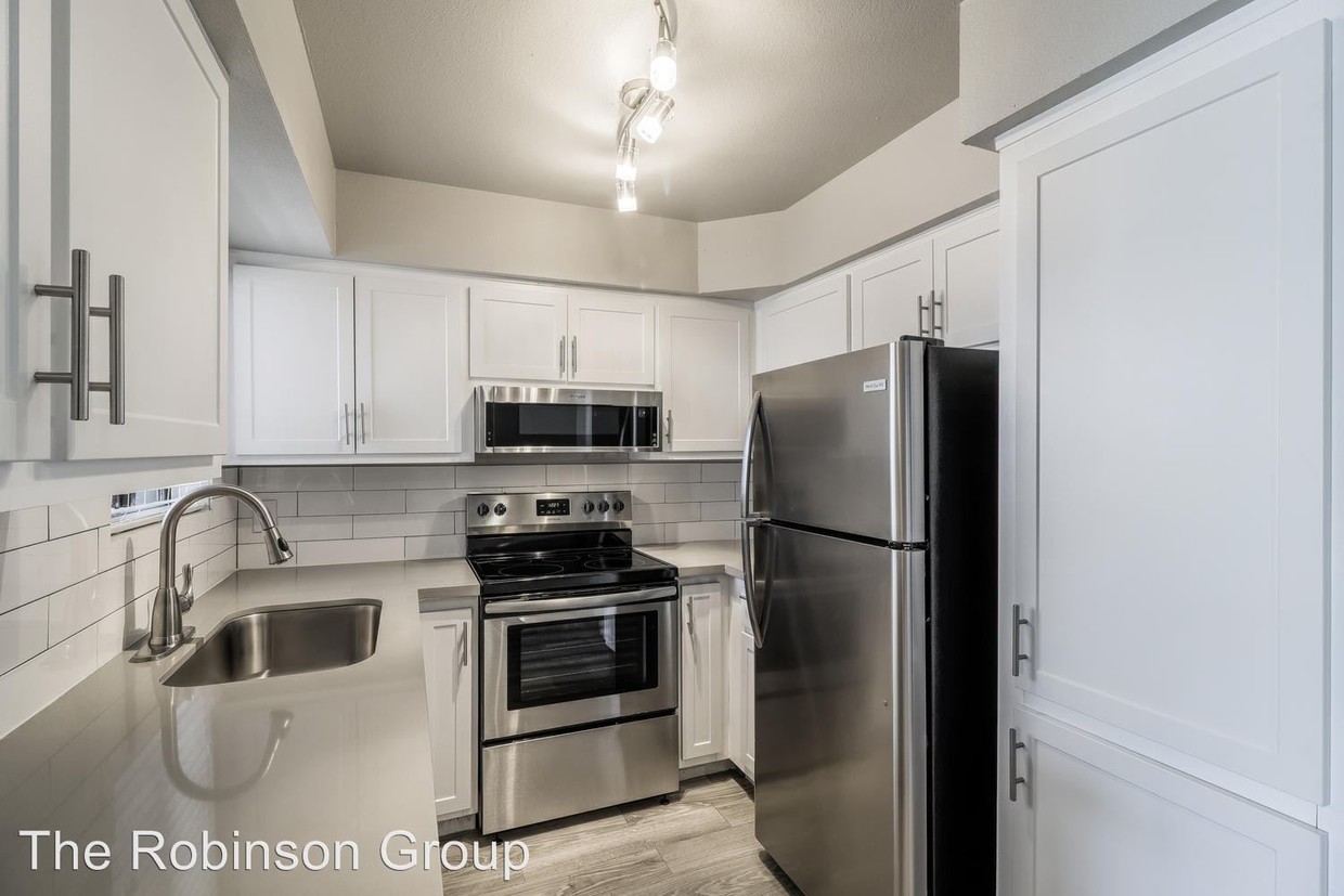 Foto principal - 2107 W Broadway Rd