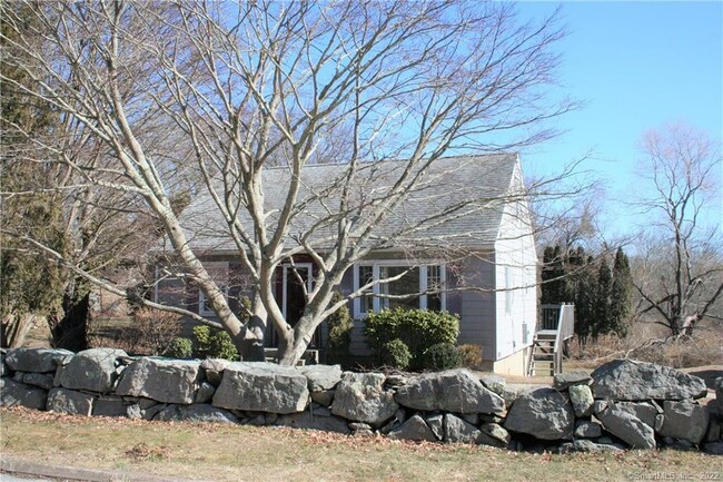 Building Photo - 132 Niles Hill Rd