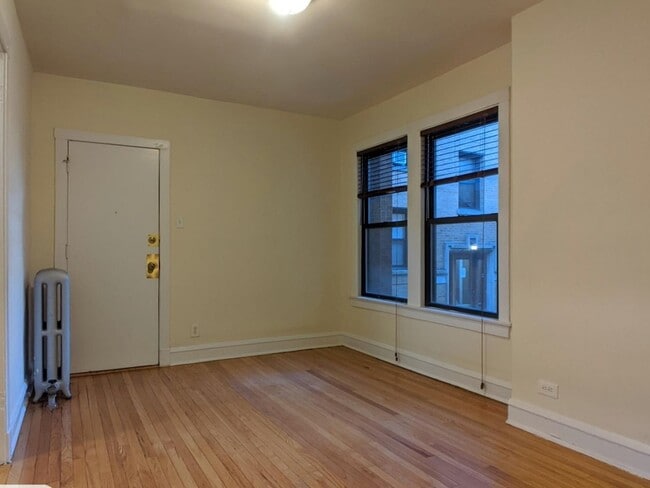 Building Photo - 2649.5 N Spaulding Ave