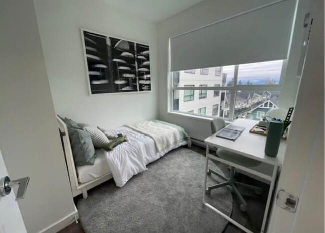 Building Photo - 16633-16624 24 Ave