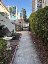 Building Photo - 3438 Sixth Ave