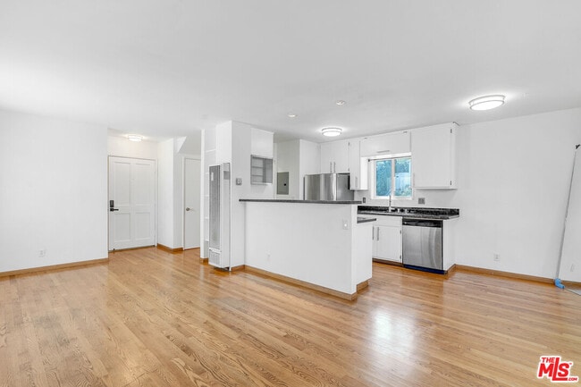 Foto del edificio - 746 N Dillon St