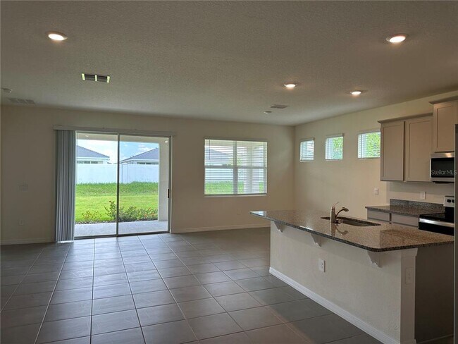 Foto del edificio - 4329 Main St