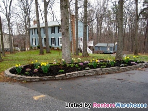 Primary Photo - 9212 Crandall Rd