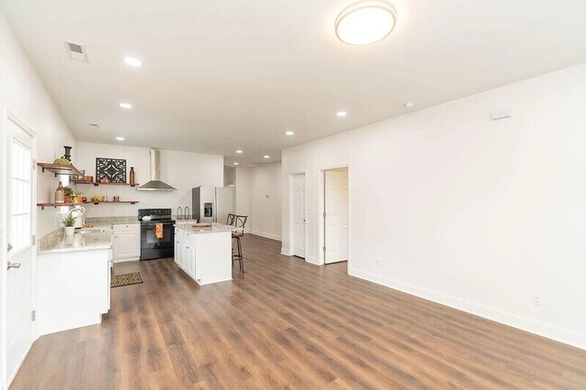 Foto del edificio - 3906 6th Ave