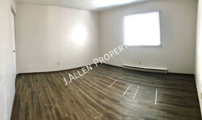 Building Photo - 107 Gold Strike Dr