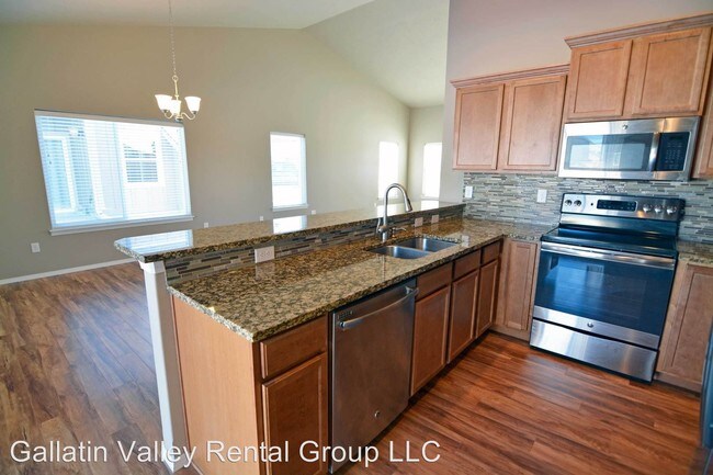 Building Photo - 3 br, 2 bath House - 116 S Reliance Ave