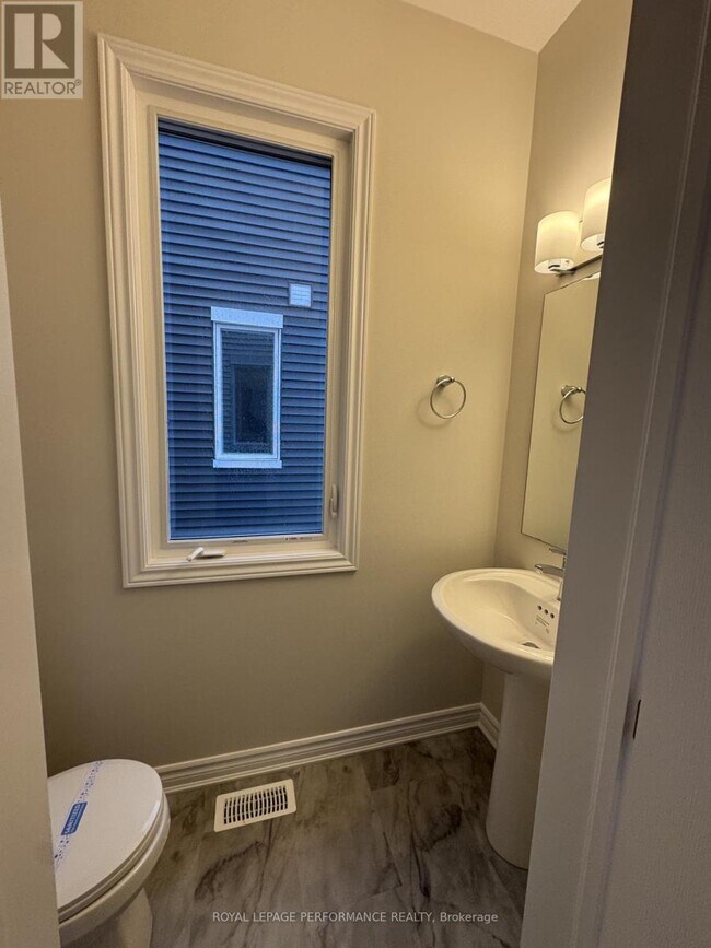 Photo du bâtiment - 182 Ryan Reynolds Wy