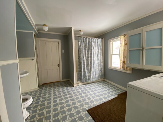 Foto del edificio - 2325 Beaver Creek Rd