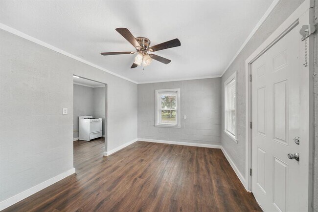 Building Photo - 415 N Beauregard St