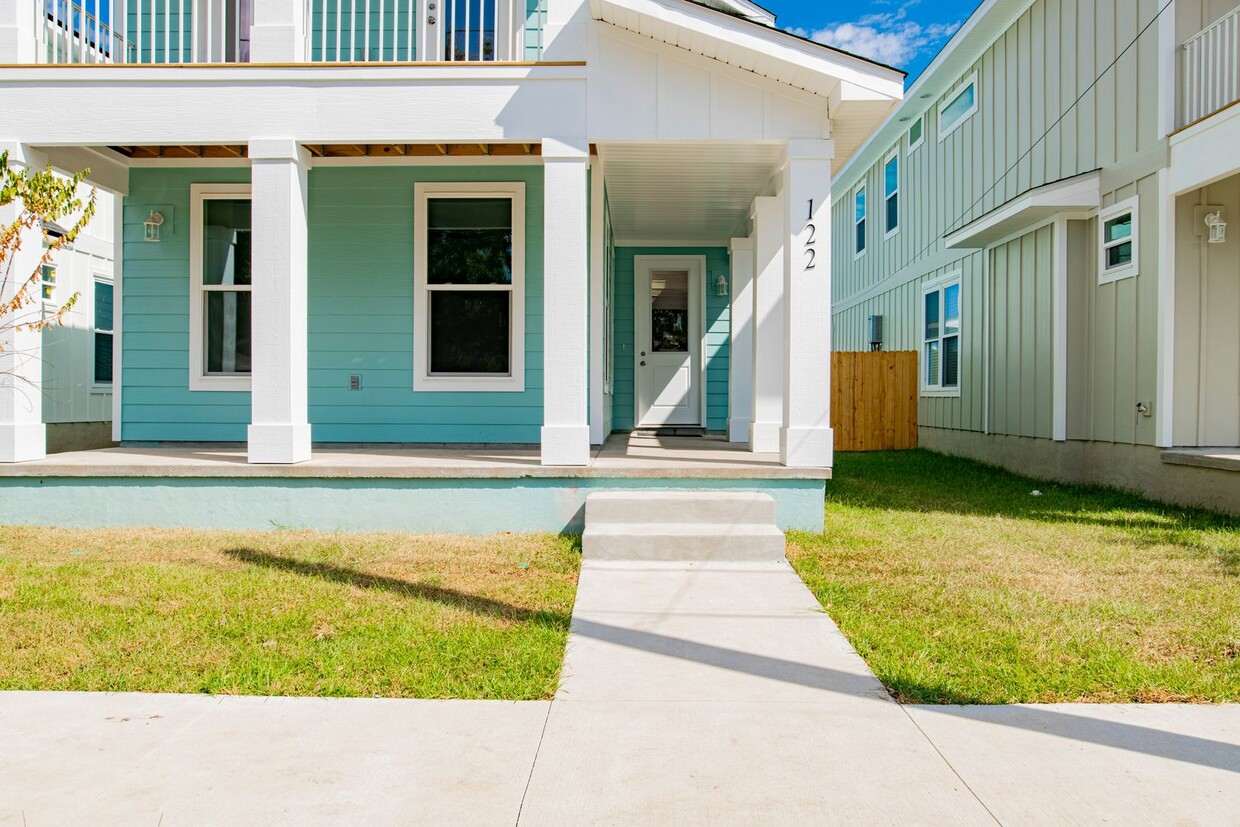 Primary Photo - BRAND NEW 3 Bed/3.5 Bath New Orleans-style...