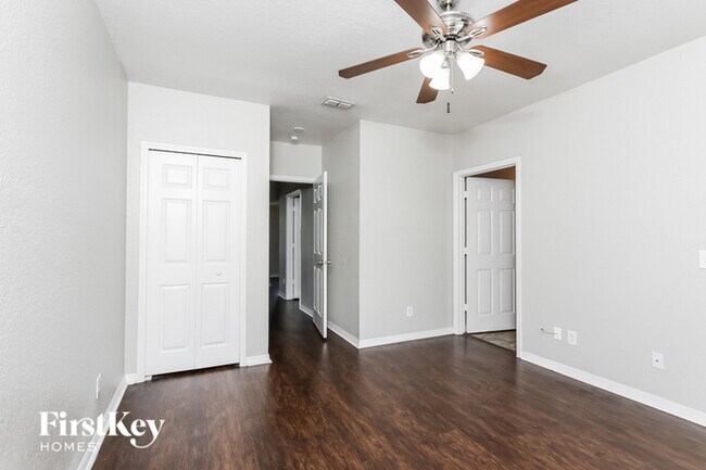 Building Photo - 3294 Atwater Dr