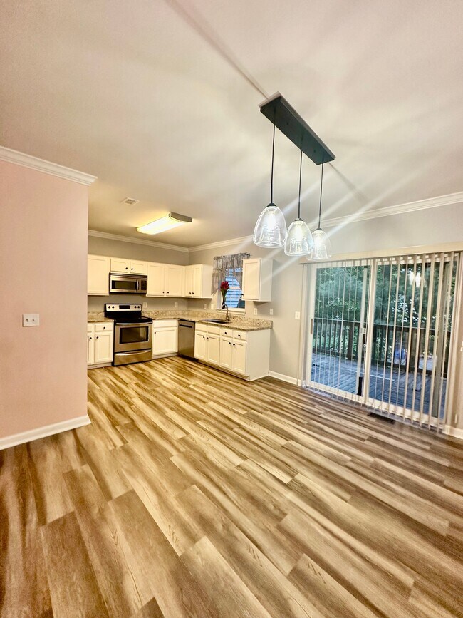 Building Photo - 9472 Black Hawk Ct