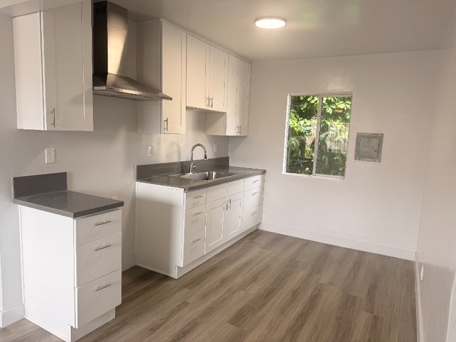 Photo - 115 E Colden Ave Apartment