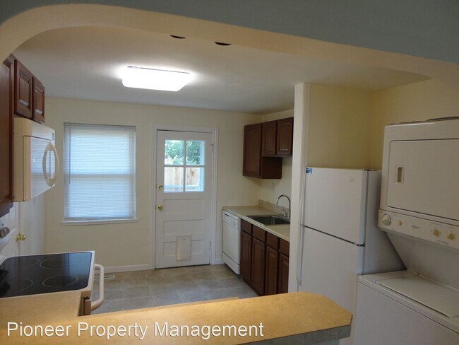 Foto del edificio - 2 br, 1 bath House - 3620 Teller St