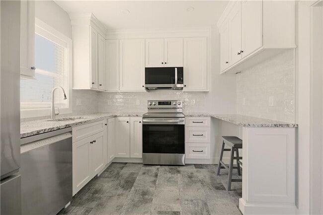 Foto del edificio - 65 Maple Ave