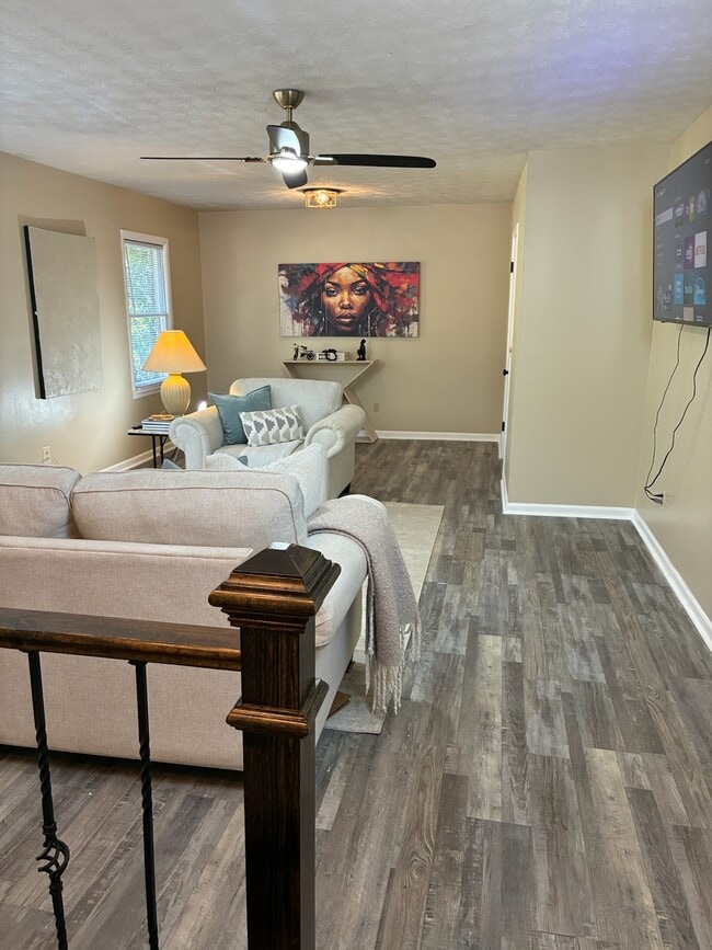 Photo - 410 Etowah Ave House