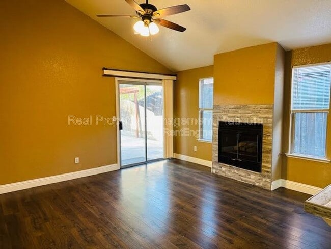 Building Photo - 6215 N McCaffrey Ave