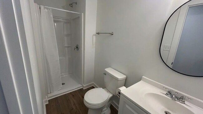 Foto del edificio - Room in Single Family Home on Quartz Ct