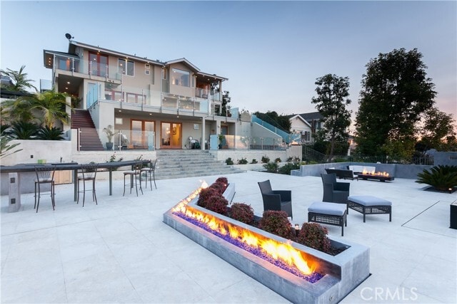 Building Photo - 19631 Crestknoll Dr