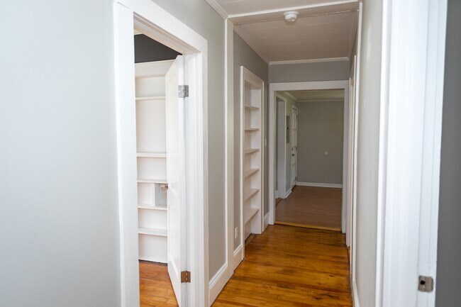 Foto del edificio - 135 14th St NW