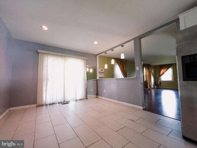 Building Photo - 12304 Melling Ln