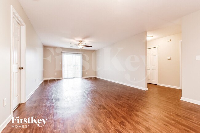 Foto del edificio - 673 Loon Ln