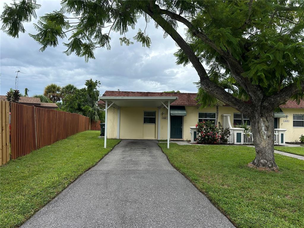 Foto principal - 2627 Linda St