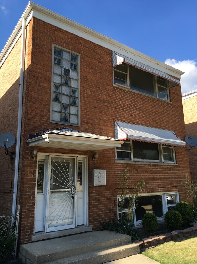 Foto del edificio - 4350 Warren Ave
