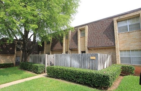 Primary Photo - West Hylands Apartments