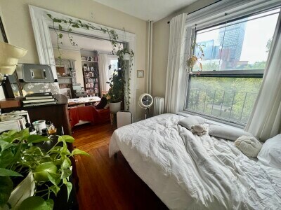 Foto del edificio - 293 Commonwealth Ave