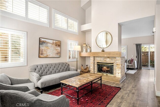 Building Photo - 31 Pinzon Unit 110