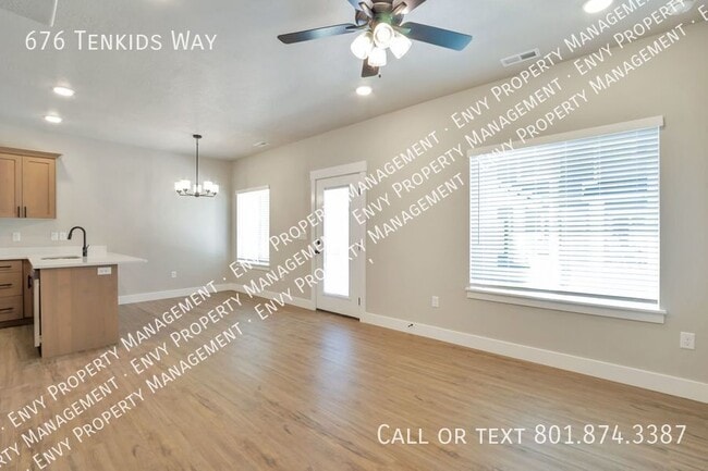 Building Photo - 676 Tenkids Way