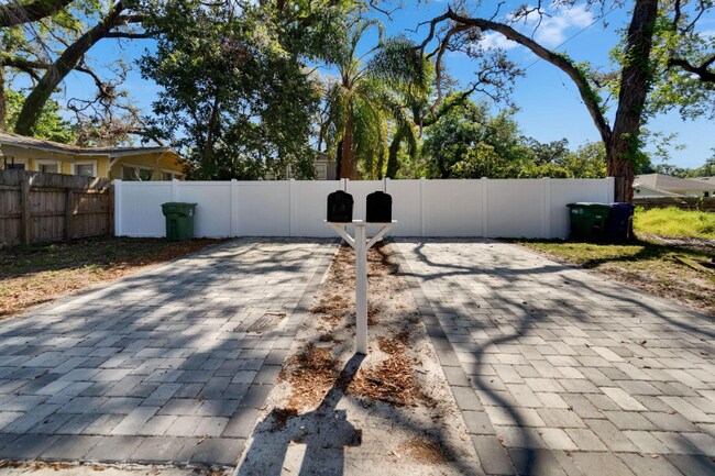 Foto del edificio - 4209 N 14th St